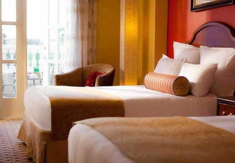 Renaissance Charleston Historic District Hotel Extérieur photo